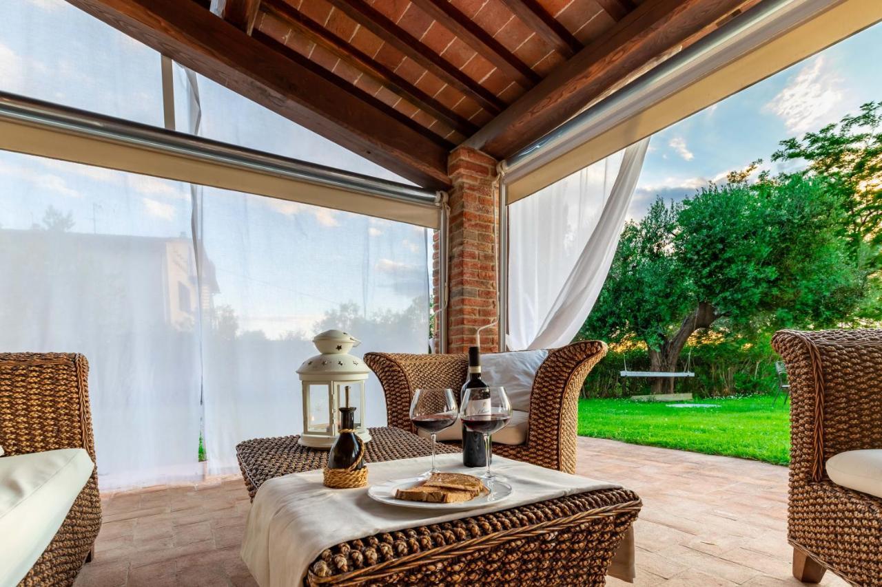 La Casa Medioevale Bed & Breakfast Lamporecchio Exterior photo
