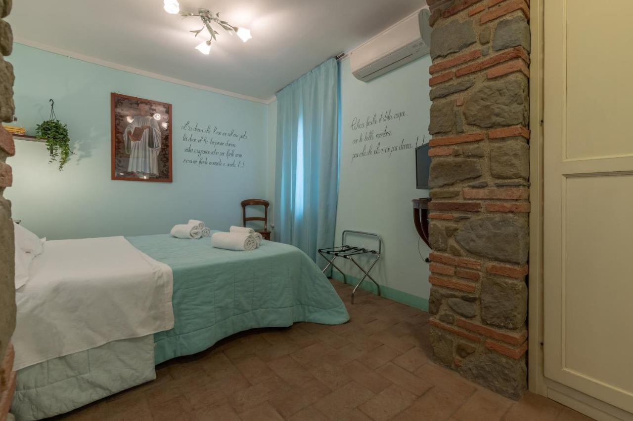 La Casa Medioevale Bed & Breakfast Lamporecchio Exterior photo