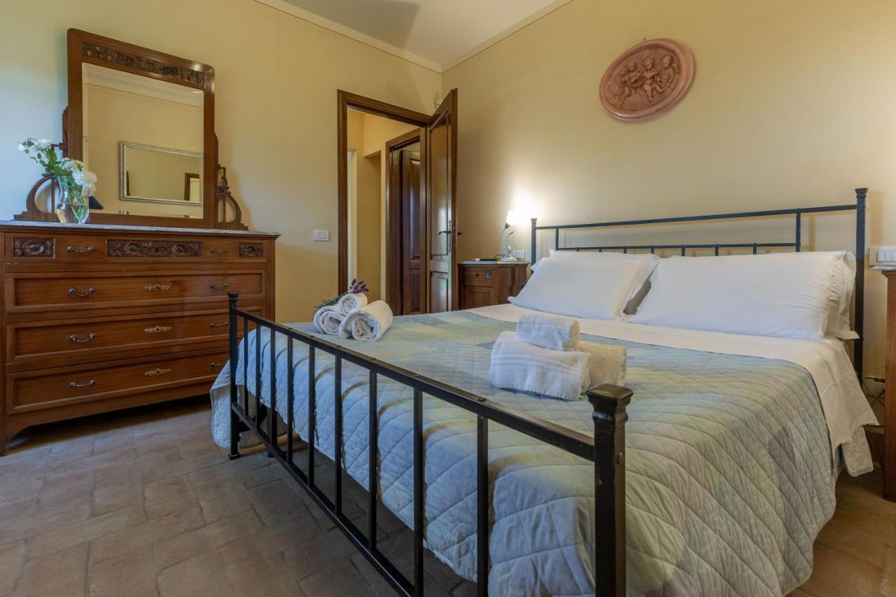 La Casa Medioevale Bed & Breakfast Lamporecchio Exterior photo